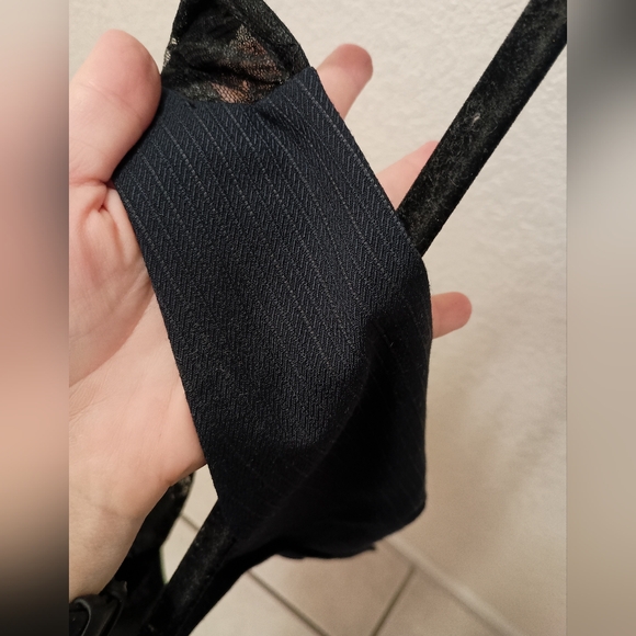 Express Pin Stripe and Lace Navy Vest Size 5/6 - Picture 2 of 4